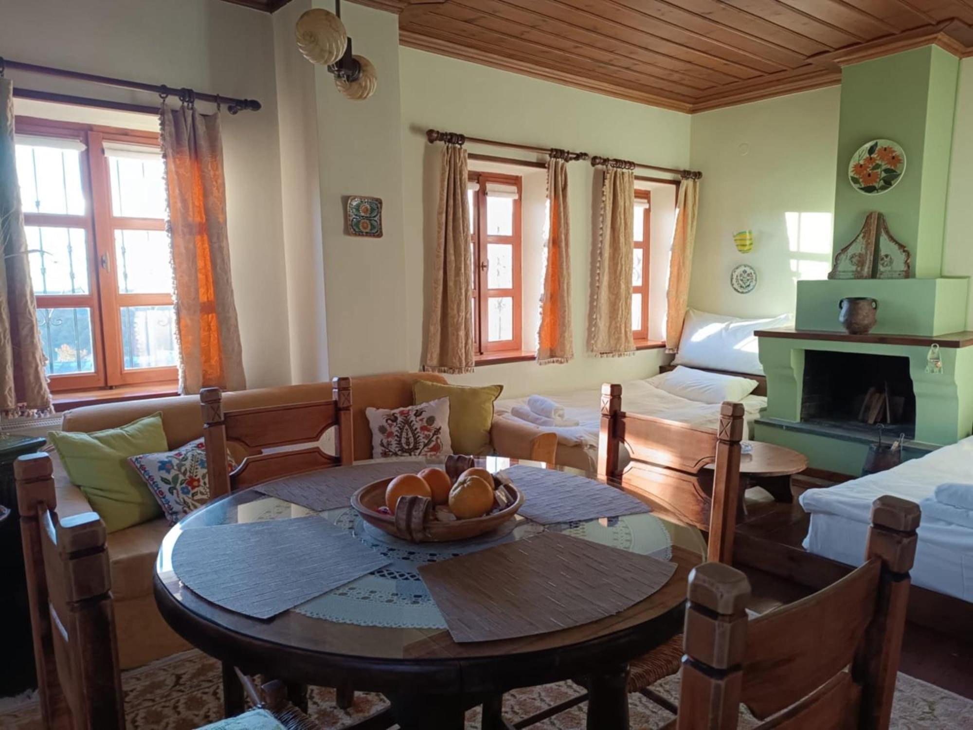 Guesthouse Kontogianni - Materka Nimfaíon Esterno foto